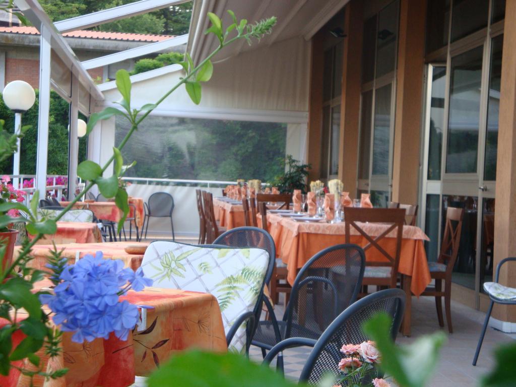 סלסומאג'יורה טרמה Hotel Garden Ristorante מראה חיצוני תמונה